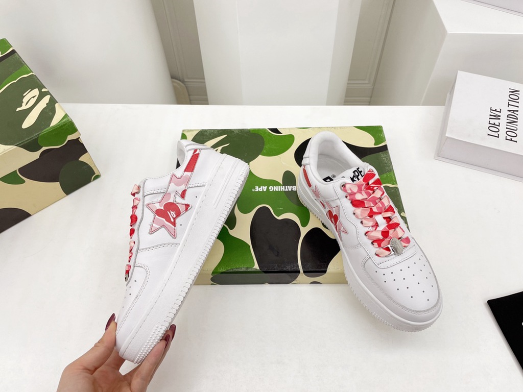 B*APE SNEAKERS